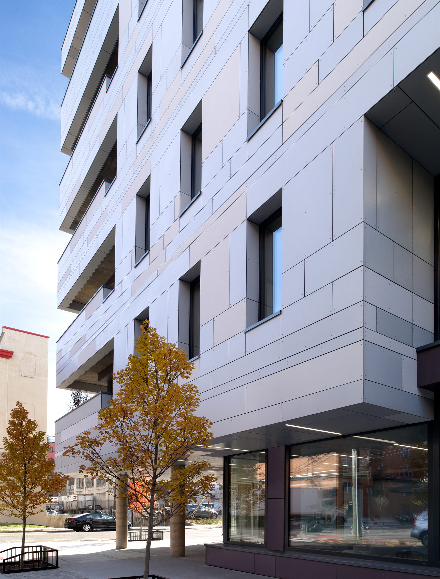 window-iq-energy-savings-climate-zone-wood-aluminum-windows-multifamily-building-1 window iq energy savings climate zone - wood aluminum windows multifamily building