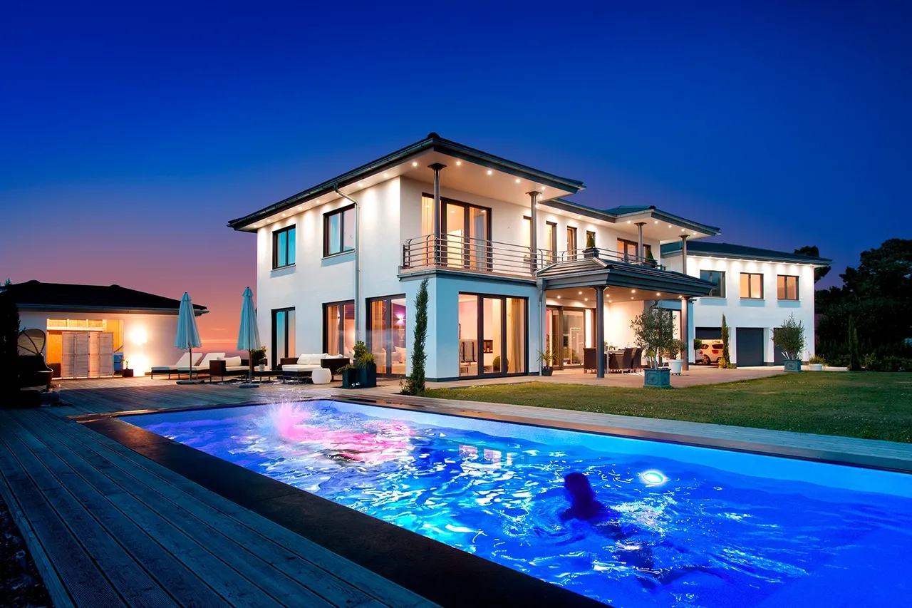 window-lead-times-project-schedule-luxury-home-high-performance-windows-pool-night-1 window lead times project schedule - luxury home high performance windows pool night